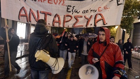 Greek debt crisis: Germans to vote on bailout after Athens violence